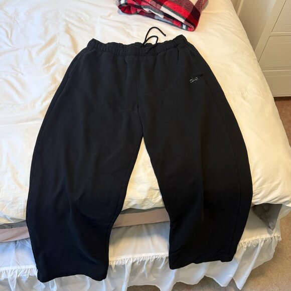 Black Accolade Straight Leg Sweatpant - Picture 4 of 6